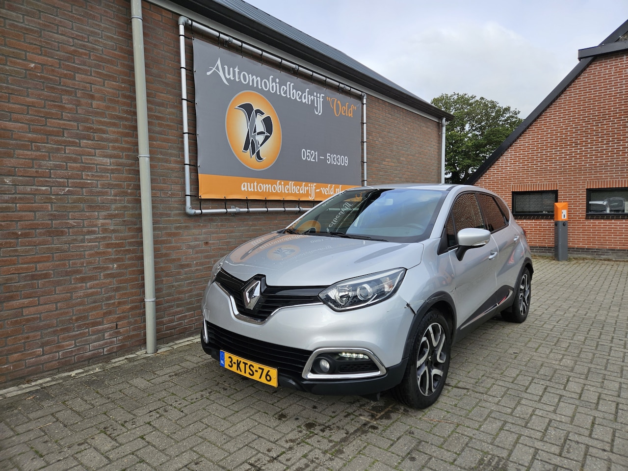 Renault Captur - 0.9 TCe Dynamique 0.9 TCe Dynamique (zijschade) - AutoWereld.nl