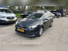 Kia Cee'd Sportswagon - Ceed 1.5 Turbo-GDi Dynamic PlusLine AUTOMAAT | Airconditioning (ECC) | Trekhaak afneembaar