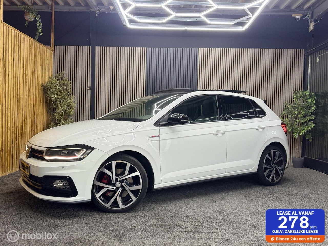 Volkswagen Polo - 2.0 TSI GTI|Pano|Led|Acc|Cam|Navi|Sfeerlicht - AutoWereld.nl