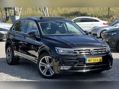 Volkswagen Tiguan - 1.4 TSI Comfortline Busines R Line