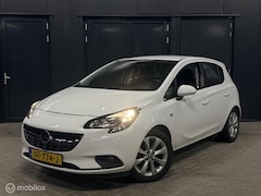 Opel Corsa - 1.4 Edition stuur en stoelverwarming/carplay/crui