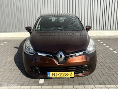 Renault Clio - 0.9 TCe ECO Night&Day Nieuwe Apkkeuring +Grotebeurt airco cruis control