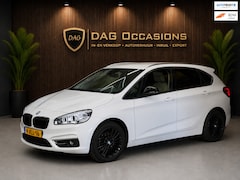BMW 2-serie Active Tourer - 218i Executive NIEUW APK |WEINIG KM|NAVI|XENON|PDC|LEER|TREKHAAK