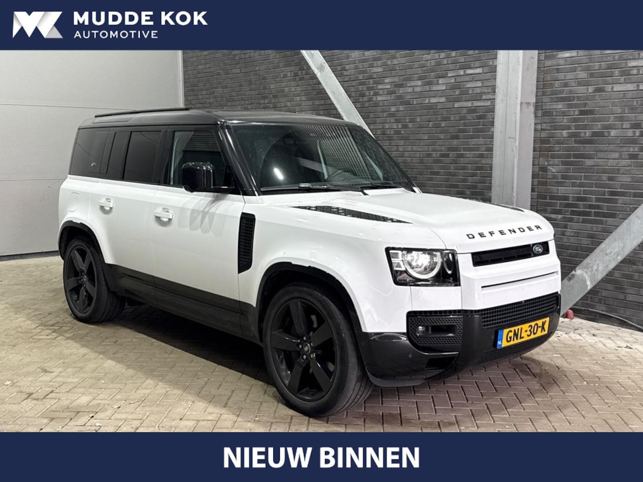 Land Rover Defender 110 - 2.0 P400e 110 SE | Luchtvering | Panoramadak | 360° Camera | Stoelventilatie | Trekhaak | - AutoWereld.nl