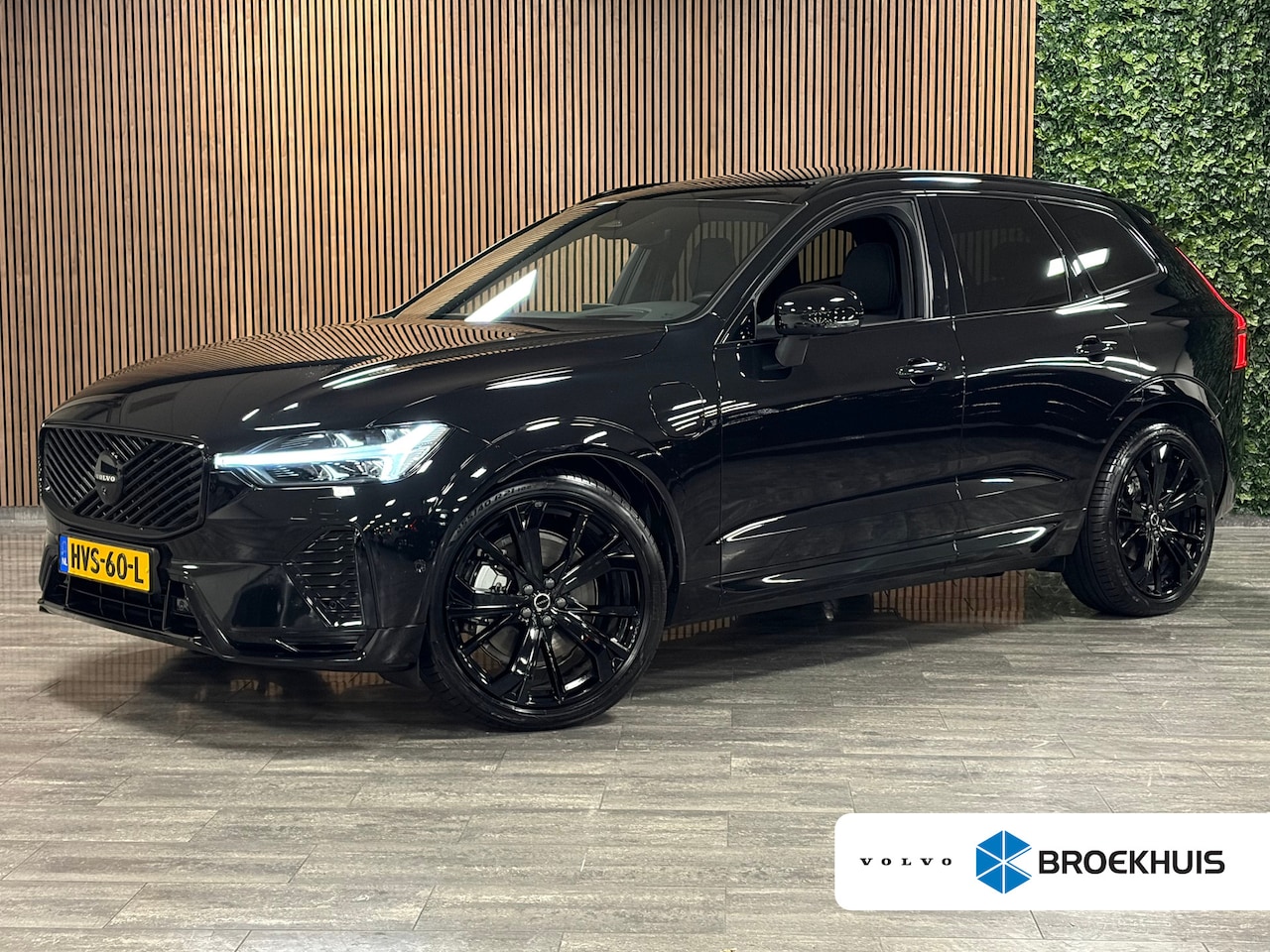 Volvo XC60 - T6 AWD Recharge Ultra Black Edition | MY26 | Luchtvering | Trekhaak | 360 Camera | Head-Up - AutoWereld.nl