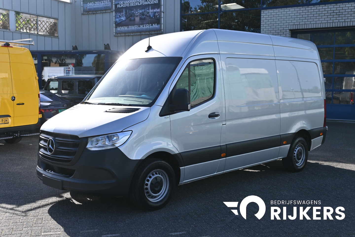Mercedes-Benz Sprinter - 317 CDI L2H2 3500 KG trekhaak, Camera, Apple Carplay/Android Auto - AutoWereld.nl