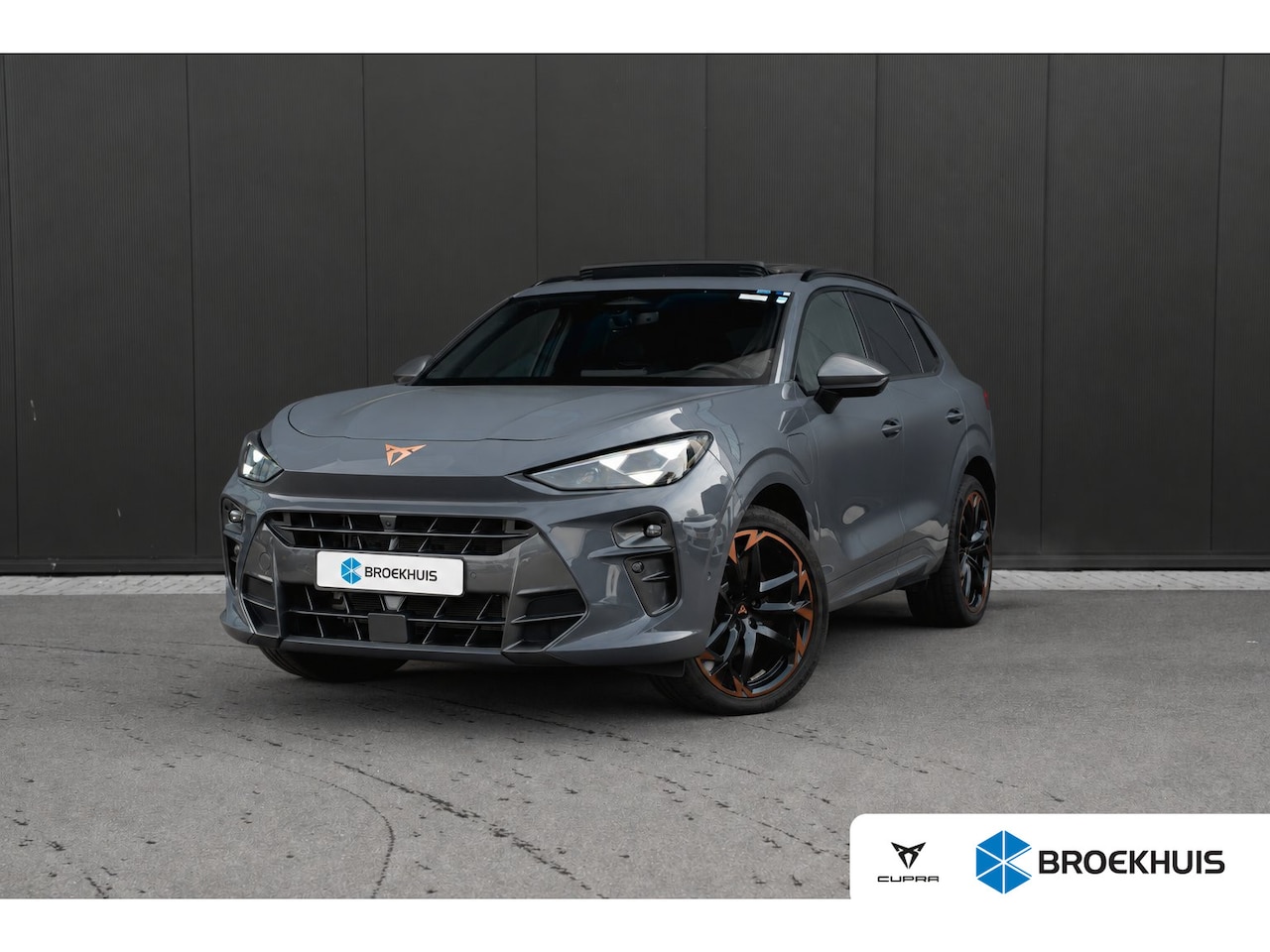 CUPRA Terramar - 1.5 TSI e-Hybrid 272pk VZ Performance | Panoramadak | Trekhaak | 360 Camera | Sennheiser | - AutoWereld.nl
