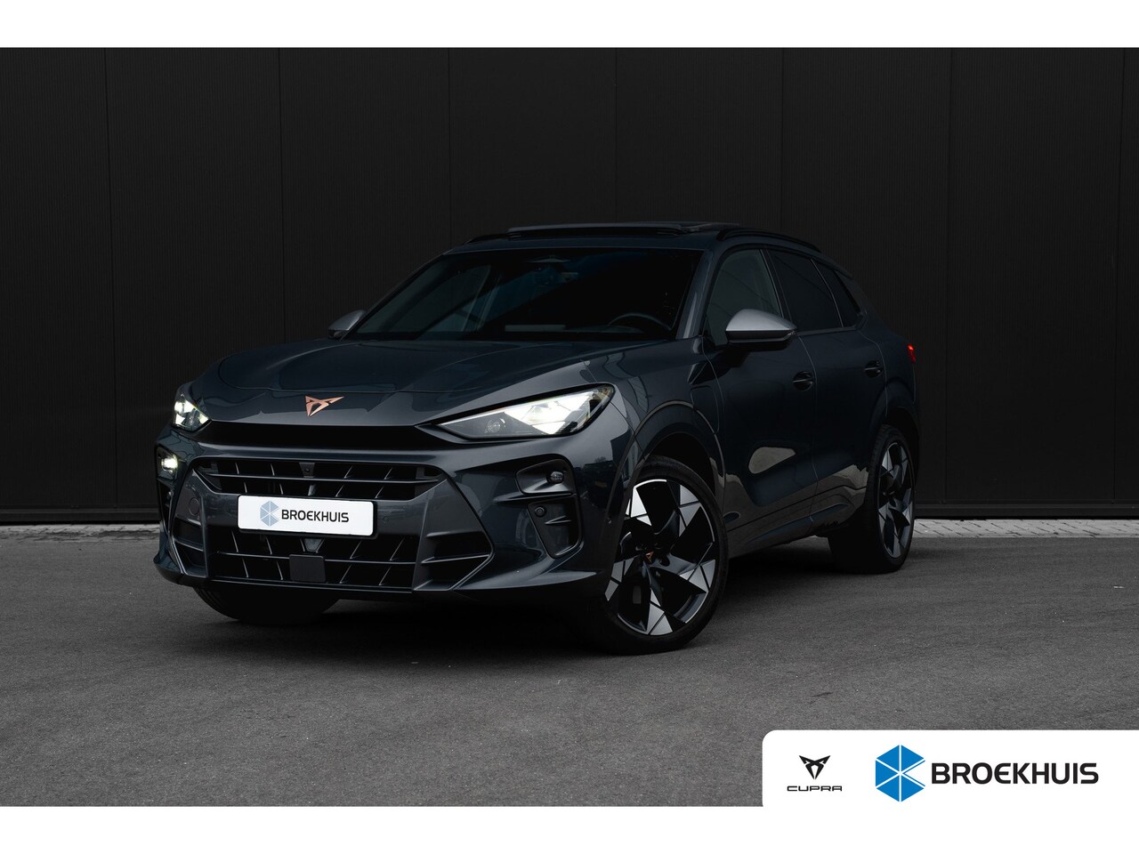 CUPRA Terramar - 1.5 TSI e-Hybrid 272pk VZ Performance | Panoramadak | Trekhaak | 360 Camera | Sennheiser | - AutoWereld.nl