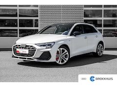 Audi A3 Sportback - 45 TFSI e S edition Competition | Carbon Spoiler | Panoramadak | Stoelverwarming | Achteru