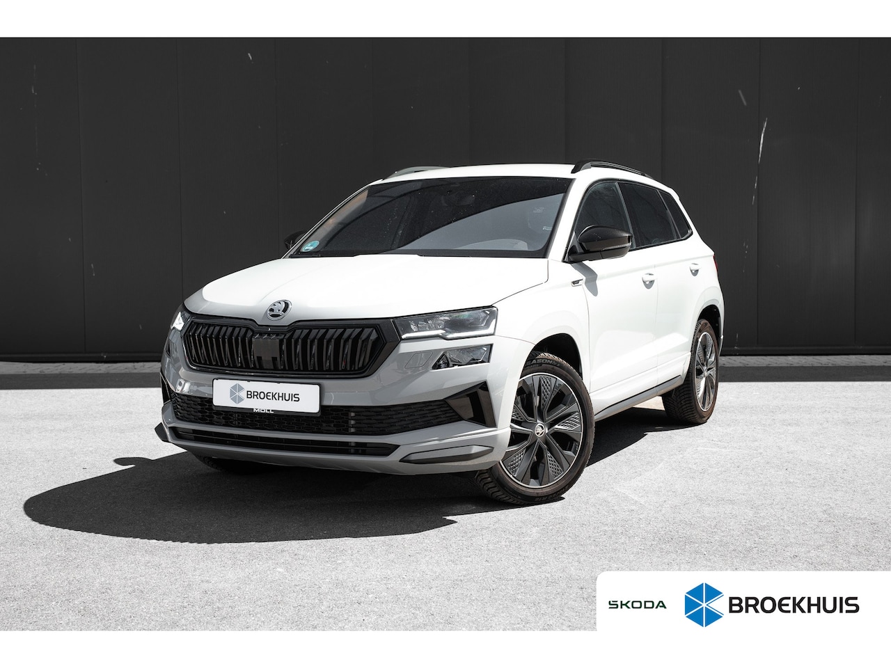 Skoda Karoq - 1.5 TSI 7-DSG 150pk Sportline | Navi by App | Keyless | 18" | Stuur & Stoelverwarming | Pa - AutoWereld.nl