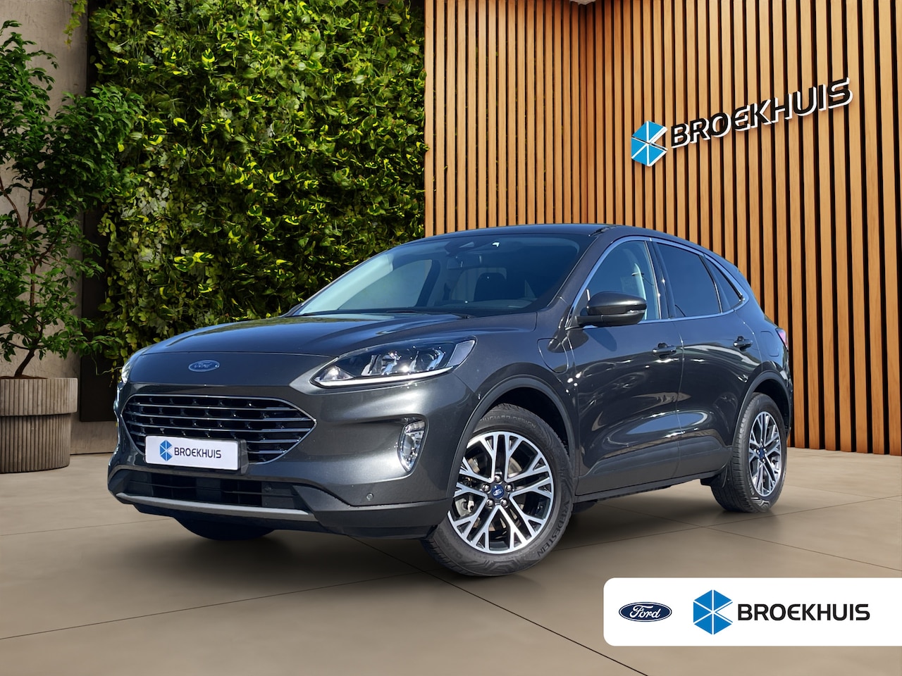 Ford Kuga - 2.5 PHEV Titanium | 100% dealer o.h. | Winter-pack | DAB | Keyless-entry | Privacy-glass | - AutoWereld.nl