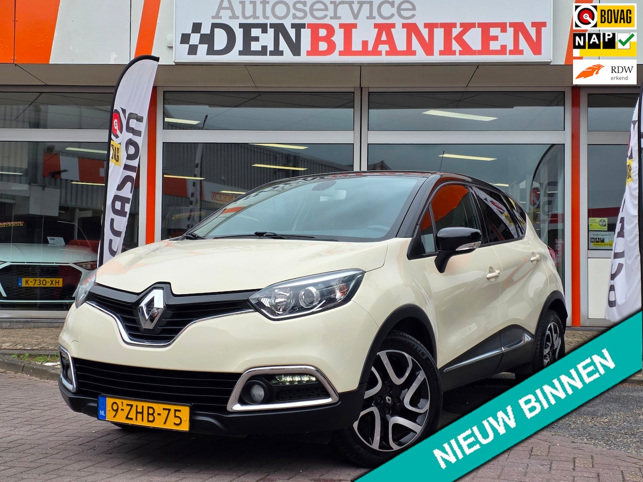Renault Captur - 0.9 TCe Dynamique BJ.2015 / Navigatie / Camera / Keyless / Climate Control / 1 Eigenaar / - AutoWereld.nl