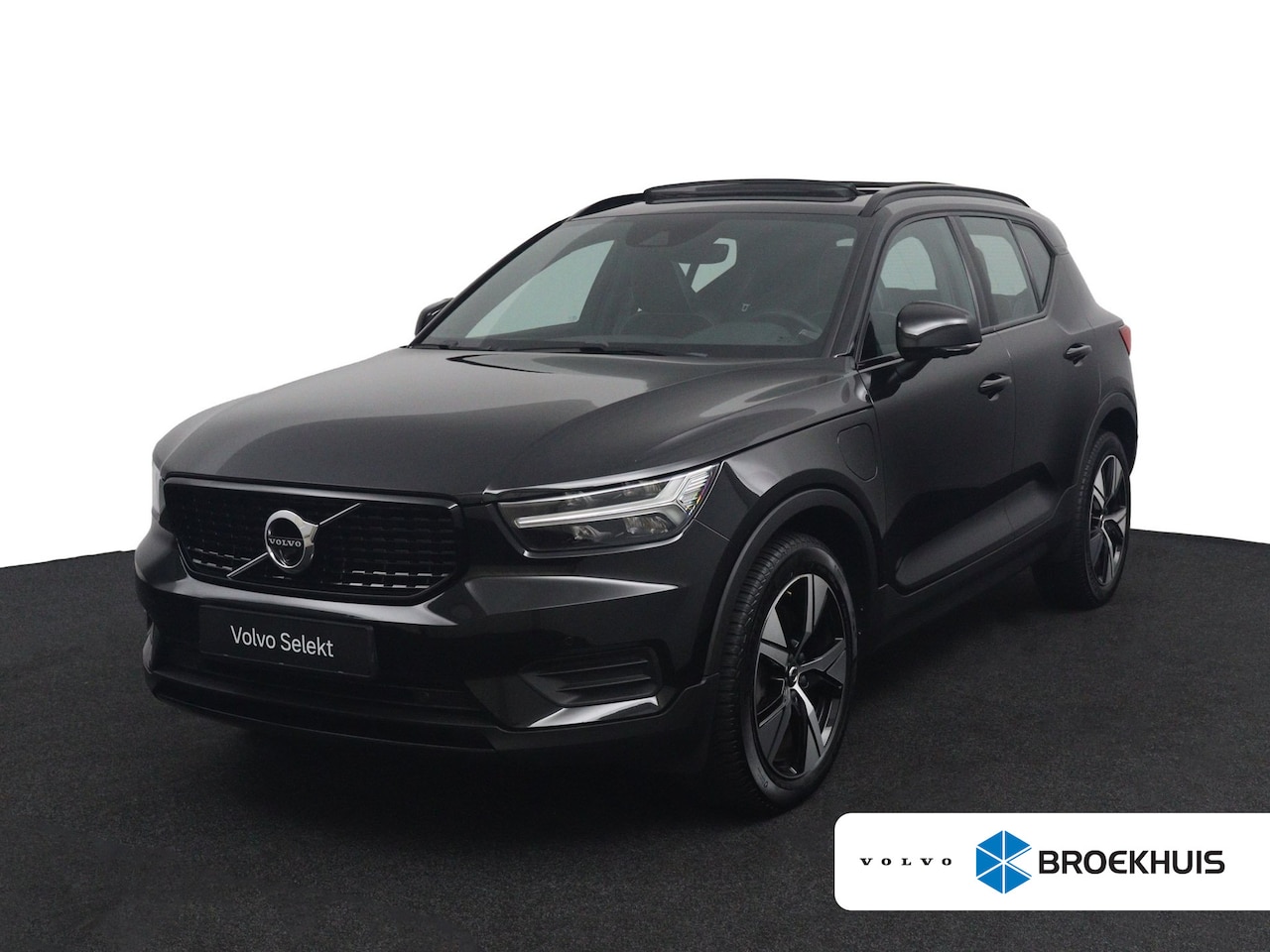 Volvo XC40 - T4 Recharge R-Design | Panoramadak | SoH 86% | BLIS | 360 Camera | Adaptive Cruise | Harma - AutoWereld.nl