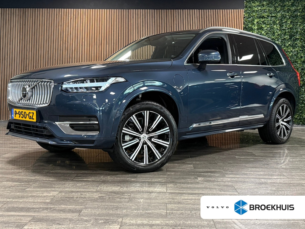 Volvo XC90 - T8 AWD Recharge Inscription Long Range | Trekhaak | 360° Camera | Harman Kardon | 455pk | - AutoWereld.nl