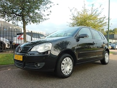 Volkswagen Polo - 1.4 55KW Comfortline Airco T-haak Nwe APK