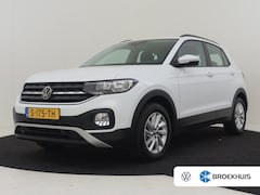 Volkswagen T-Cross - 1.0 TSI Life 95Pk | Cruise control adaptief | Parkeersensoren | Apple carplay Android auto