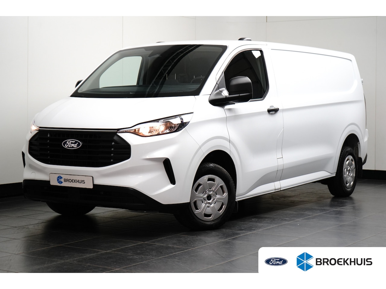 Ford Transit Custom - 300 2.0 TDCI L2H1 Trend | Achteruitrijcamera | Airco (automatisch) | Cruise control - AutoWereld.nl