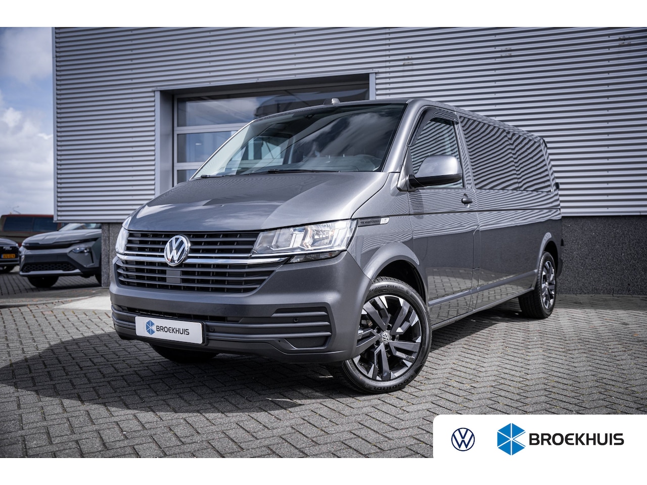 Volkswagen Transporter - 2.0 TDI L2H1 30 DC | Carplay | Dubbele Cabine | Cruise | | Parkeersensoren - AutoWereld.nl