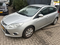 Ford Focus - 1.0 EcoBoost Lease Trend. MOTOR DEFECT