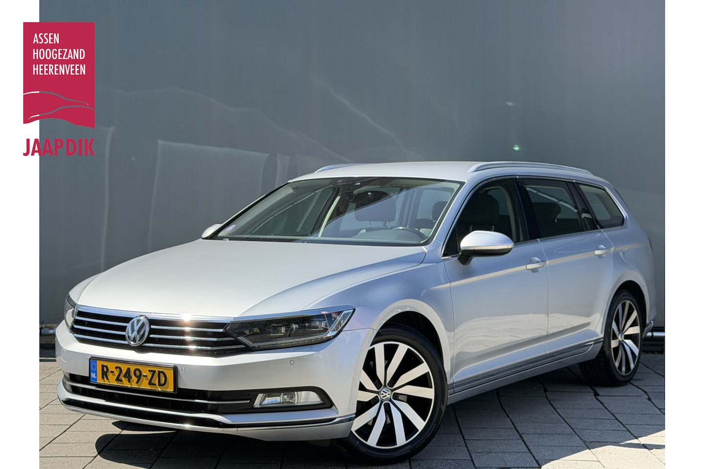 Volkswagen Passat Variant - BWJ 2017 | 1.8TSI 180PK BNS Edition R AUTOMAAT | AGR | DYN AUDIO | VIRT. COCKPIT | LEDER/A - AutoWereld.nl