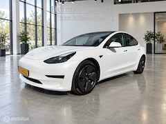 Tesla Model 3 - RWD Plus 60kWh LFP | Trekhaak 1.000kg | Pearl White | 09/2021