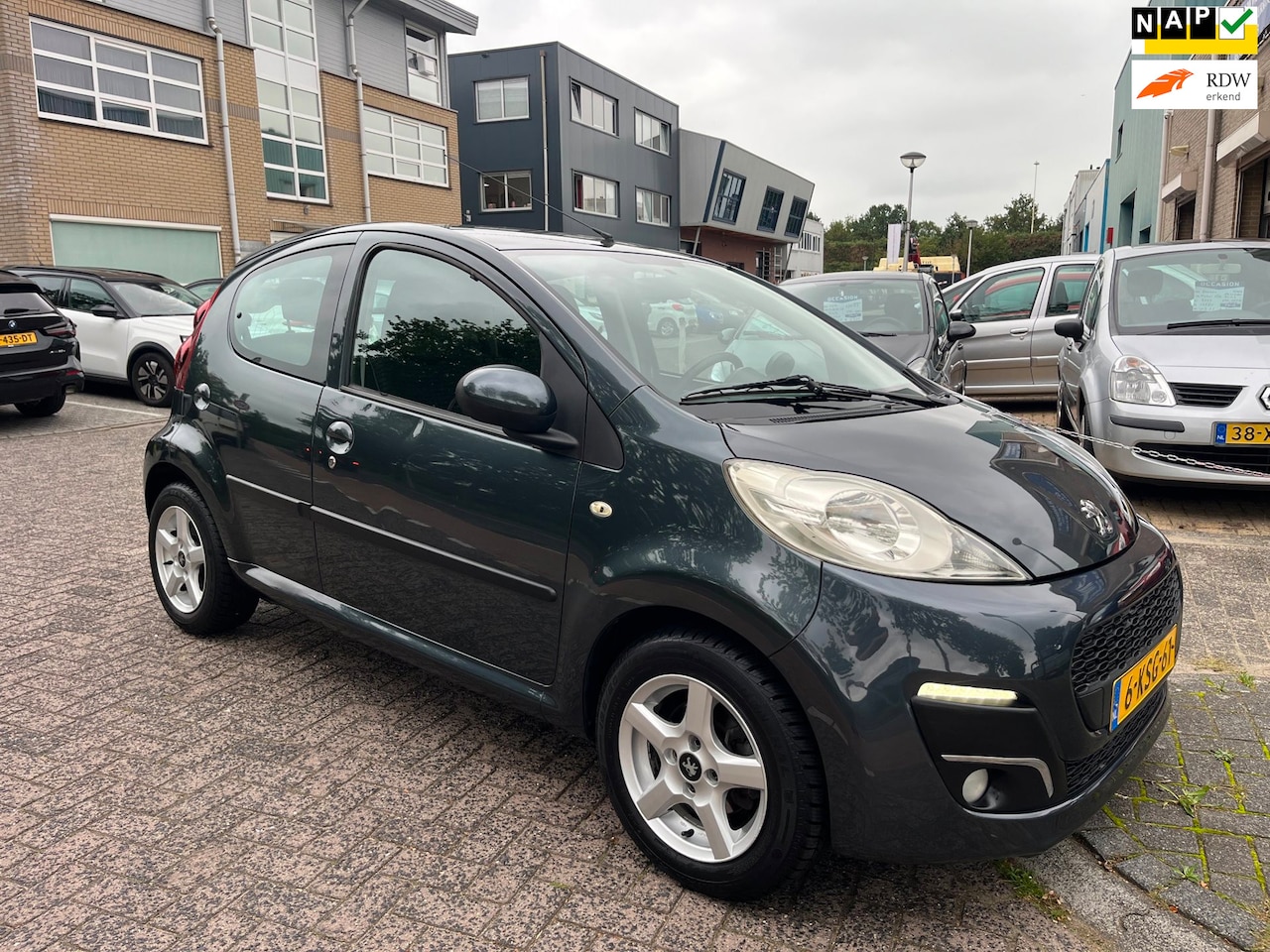 Peugeot 107 - 1.0 Active AUTOMAAT. KM.48609.NAP.!! - AutoWereld.nl