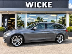 BMW 3-serie Touring - 320i High Executive Aut HUD Leder Led PDC