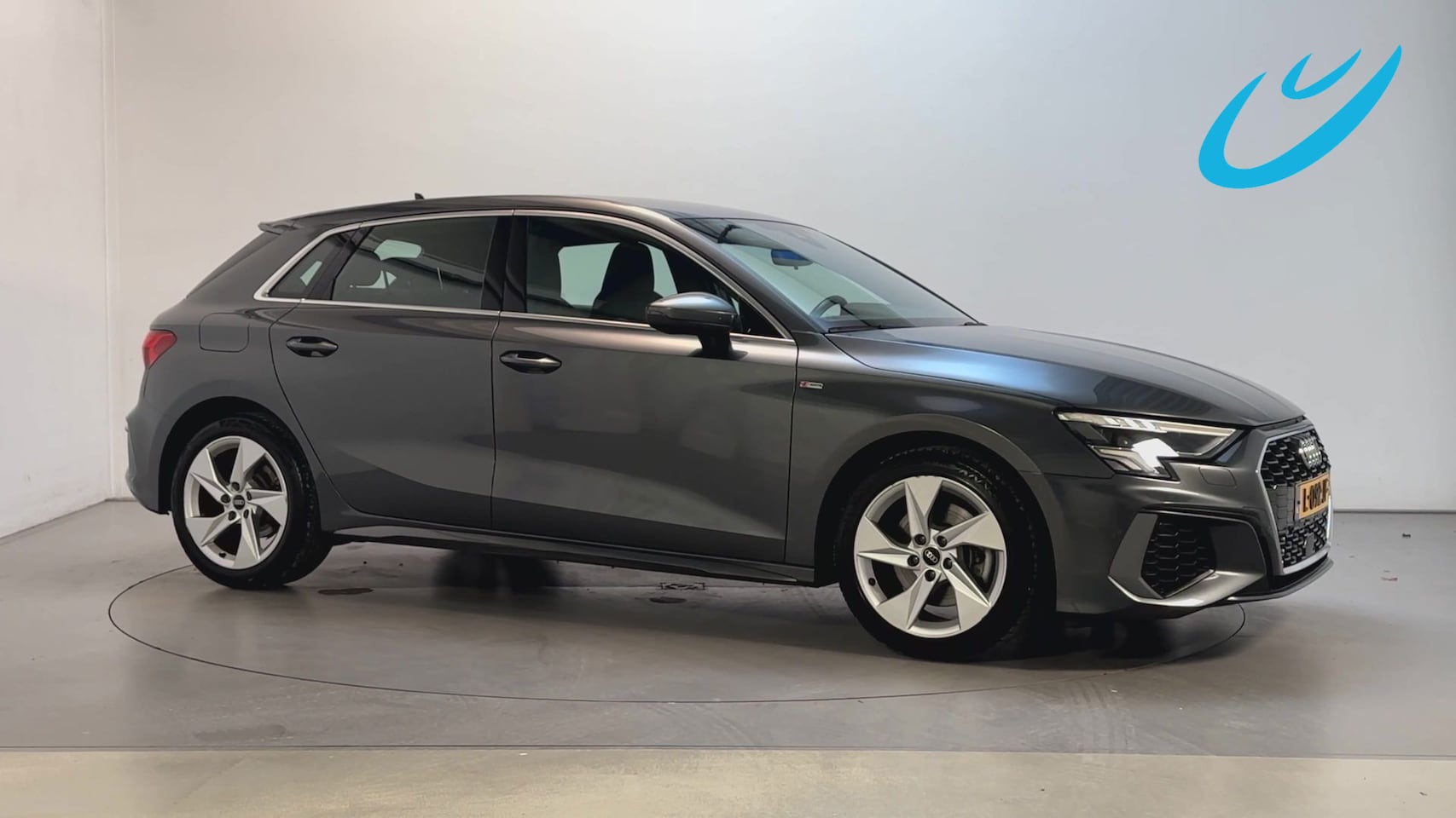 Audi A3 Sportback - 30 TFSI S Edition Leder-Stof LED Virtual Cockpit Navigatie Parkeersensoren - AutoWereld.nl