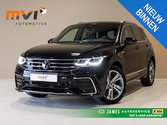 Volkswagen Tiguan - 1.5 TSI 2x R-Line Business+ / 150pk / Trekhaak / NAP / Rondomzicht camera / Keyless /