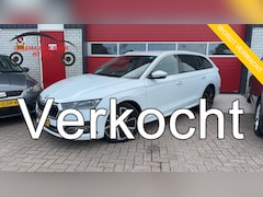 Skoda Octavia Combi - 1.4 TSI iV PHEV Business Edition Plus SOH 92% / KEYLESS / CAMERA / CARPLAY / FULL LED / ST