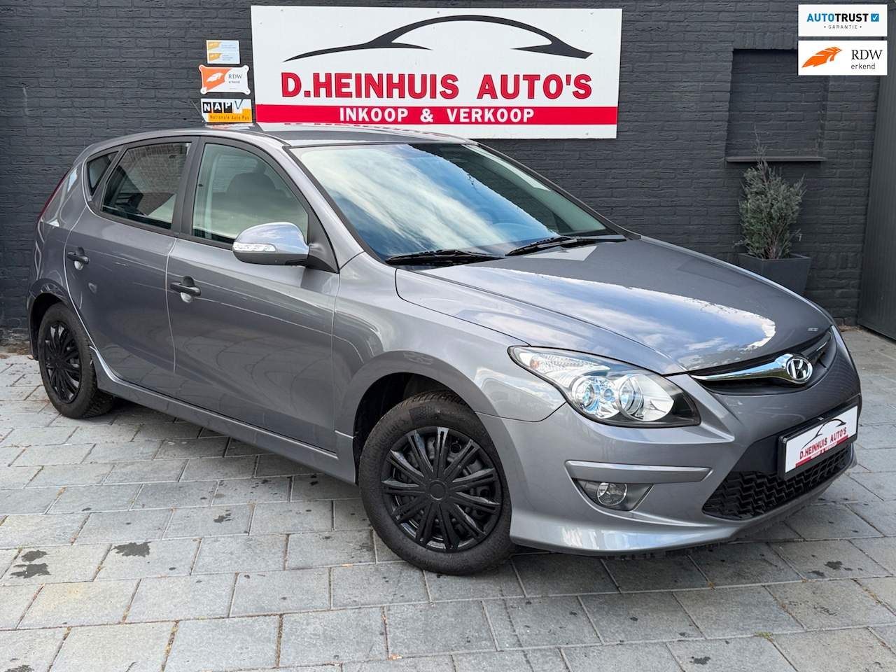 Hyundai i30 - 1.4i i-Drive|5DRS|AIRCO|NETTE AUTO| - AutoWereld.nl