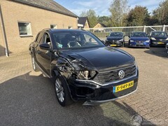 Volkswagen T-Roc - 1.5 TSI Sport DSG REST BPM €300,