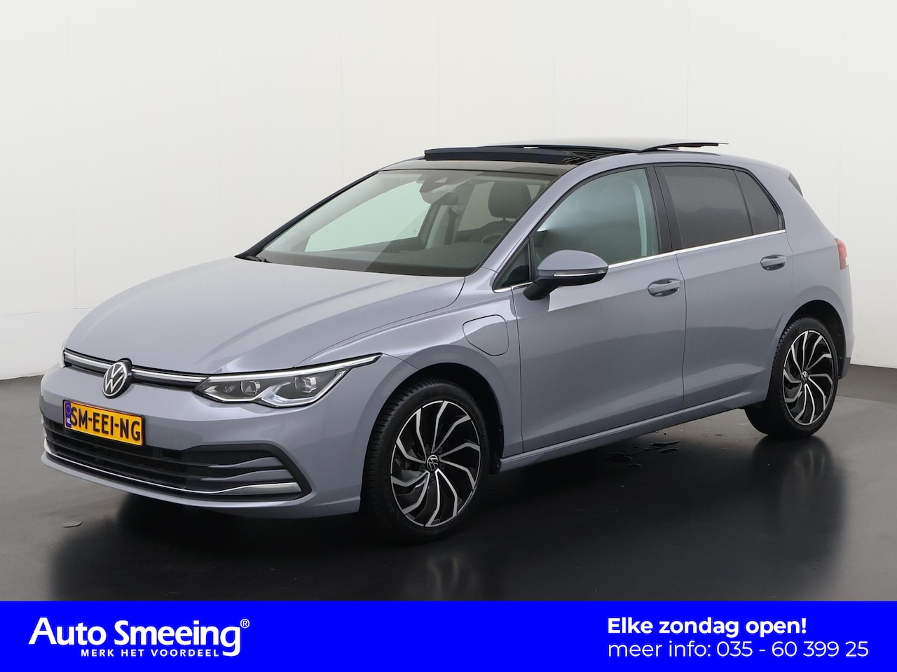 Volkswagen Golf - 1.4 eHybrid Style | Schuifdak | Camera | Zondag Open! - AutoWereld.nl