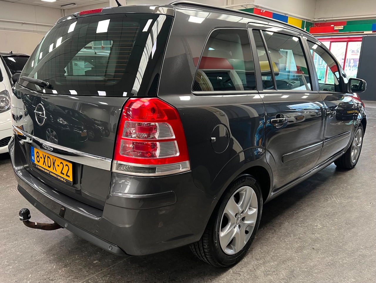 Opel Zafira - 1.6 111 years Edition- Goed onderhouden -7 persoons - Parksensor - Trekhaak - Airco - Crui - AutoWereld.nl
