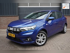 Dacia Sandero - 1.0 TCe 90PK Essential 12mnd garantie / Navigatie / Carplay / Android auto / Trekhaak / Ca