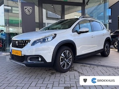 Peugeot 2008 - 1.2 110PK Allure | Uniek Lage KM-stand | Trekhaak | Panoramadak | Navigatie | DAB | Apple