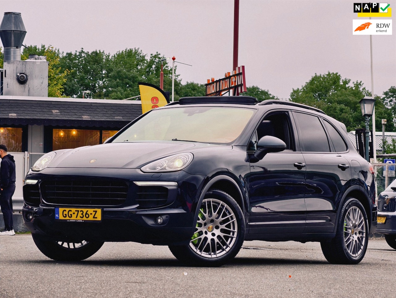 Porsche Cayenne - 3.0 S E-Hybrid / NAP / PANO / LEER / EXPORT / - AutoWereld.nl