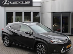 Lexus UX - 250h Preference Line NL-AUTO NAVI BLIND SPOT PARKEERSENSOREN SMART-ENTRY APPLE CARPLAY