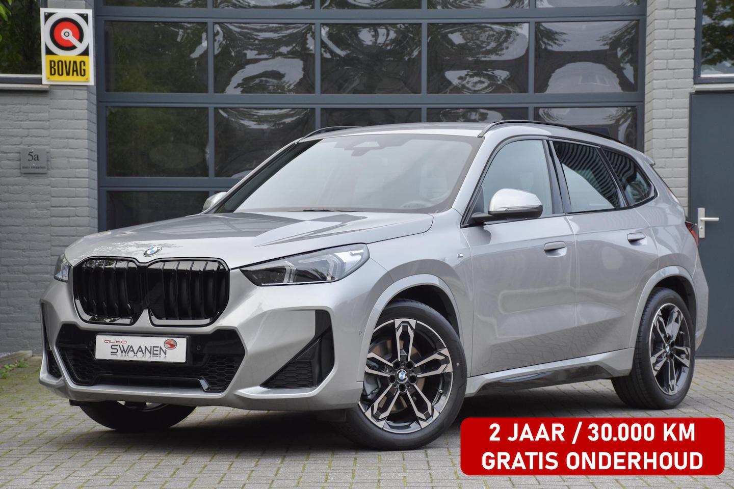 BMW X1 - sDrive20i | M sport | Electr. trekhaak | Leer | ACC - AutoWereld.nl