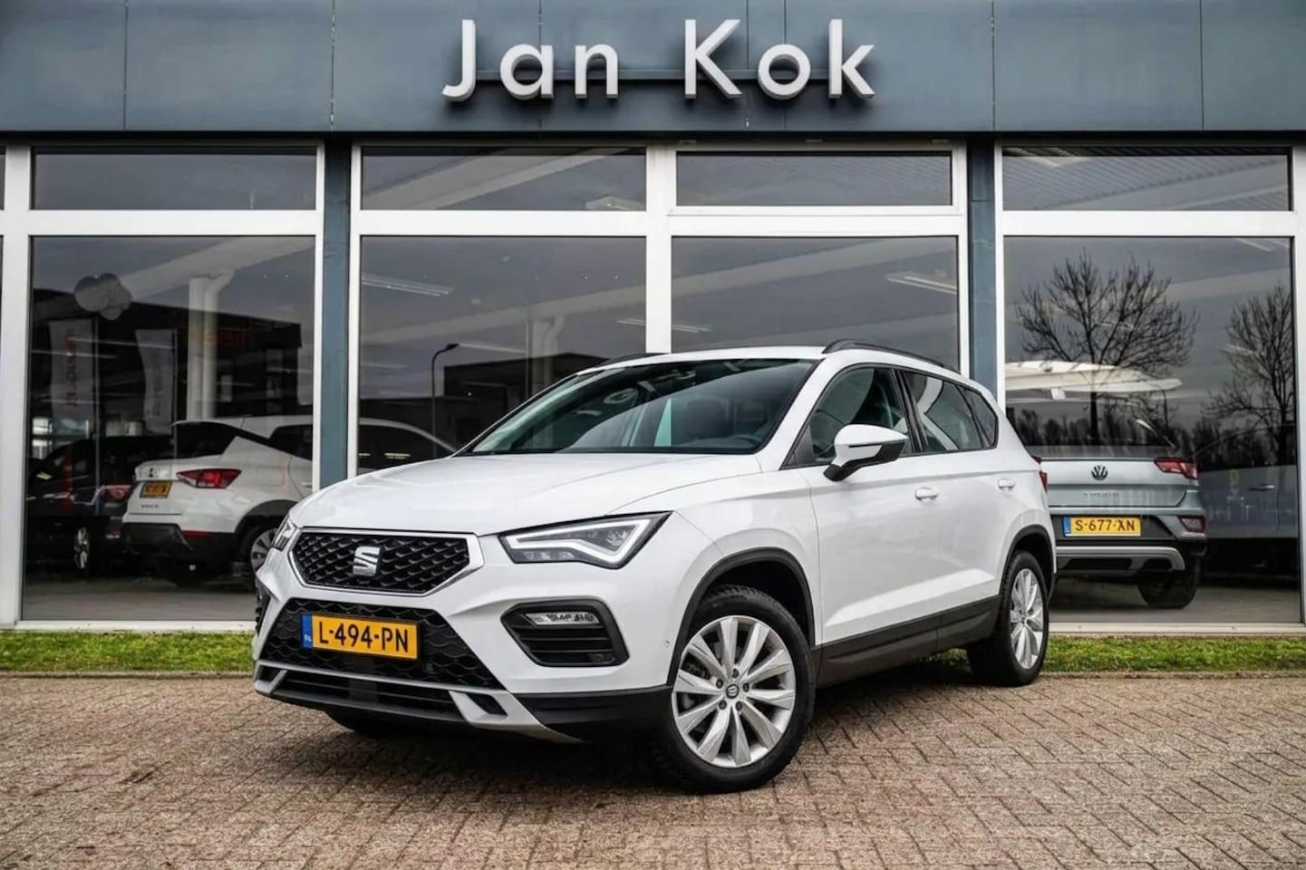 SEAT Ateca - 1.5 TSi 150 pk Style Business Intense | Full LED | Achteruitrijcamera | PArkeersensoren - AutoWereld.nl