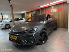 CUPRA Leon - 1.5 e-TSI/ Pano / Sfeer / Camera / Key / Garantie
