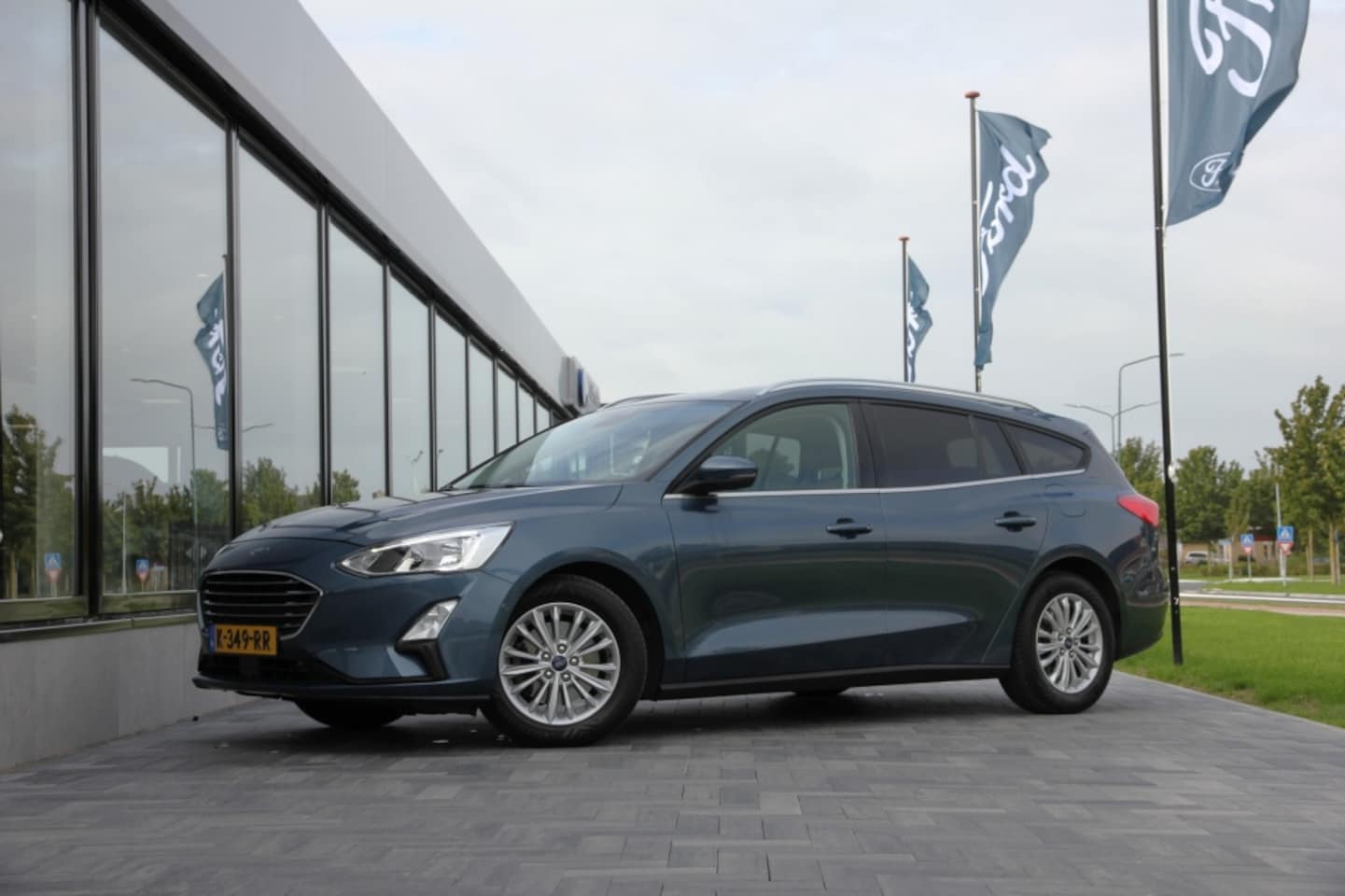 Ford Focus Wagon - 1.0 EcoBoost Titanium Business 1.0 EcoBoost 125pk Titanium Business - AutoWereld.nl
