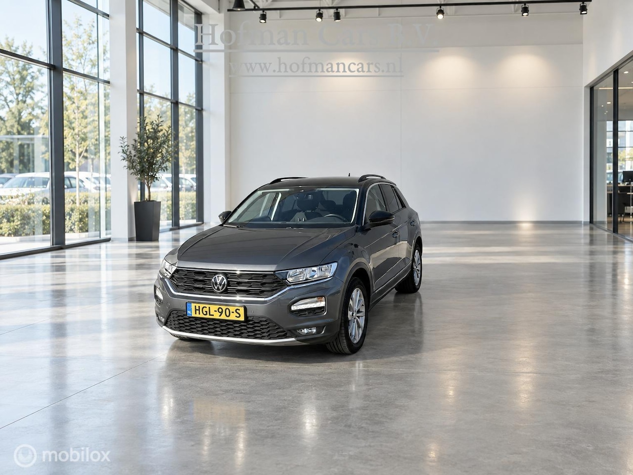 Volkswagen T-Roc - 1.0 TSI Style Business | Camera | CarPlay | Stoel+Stuurverwarming - AutoWereld.nl