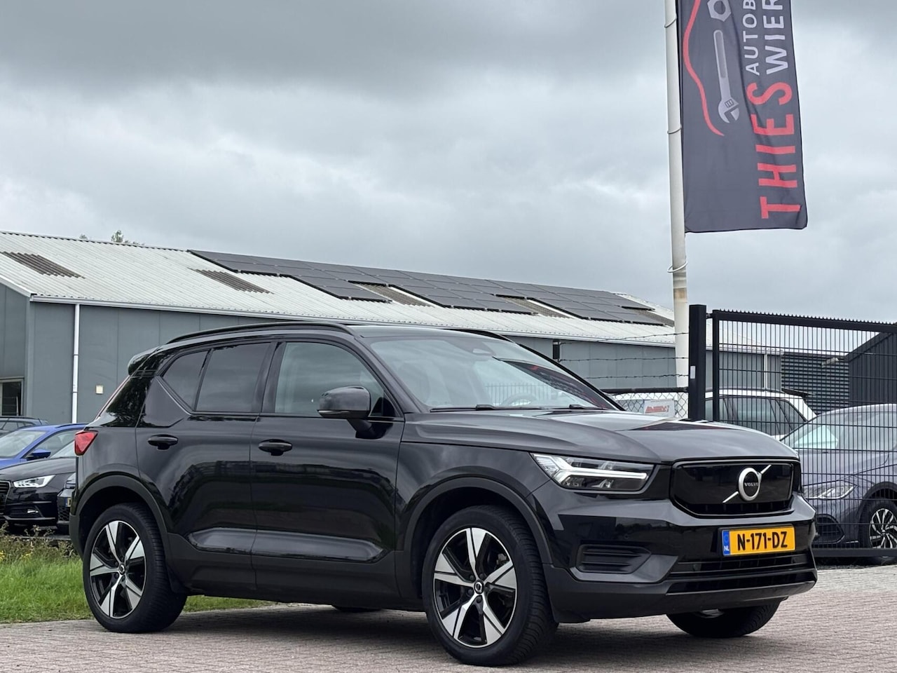 Volvo XC40 - Recharge Twin Plus trekhaak camera acc SOH 94,6 % - AutoWereld.nl