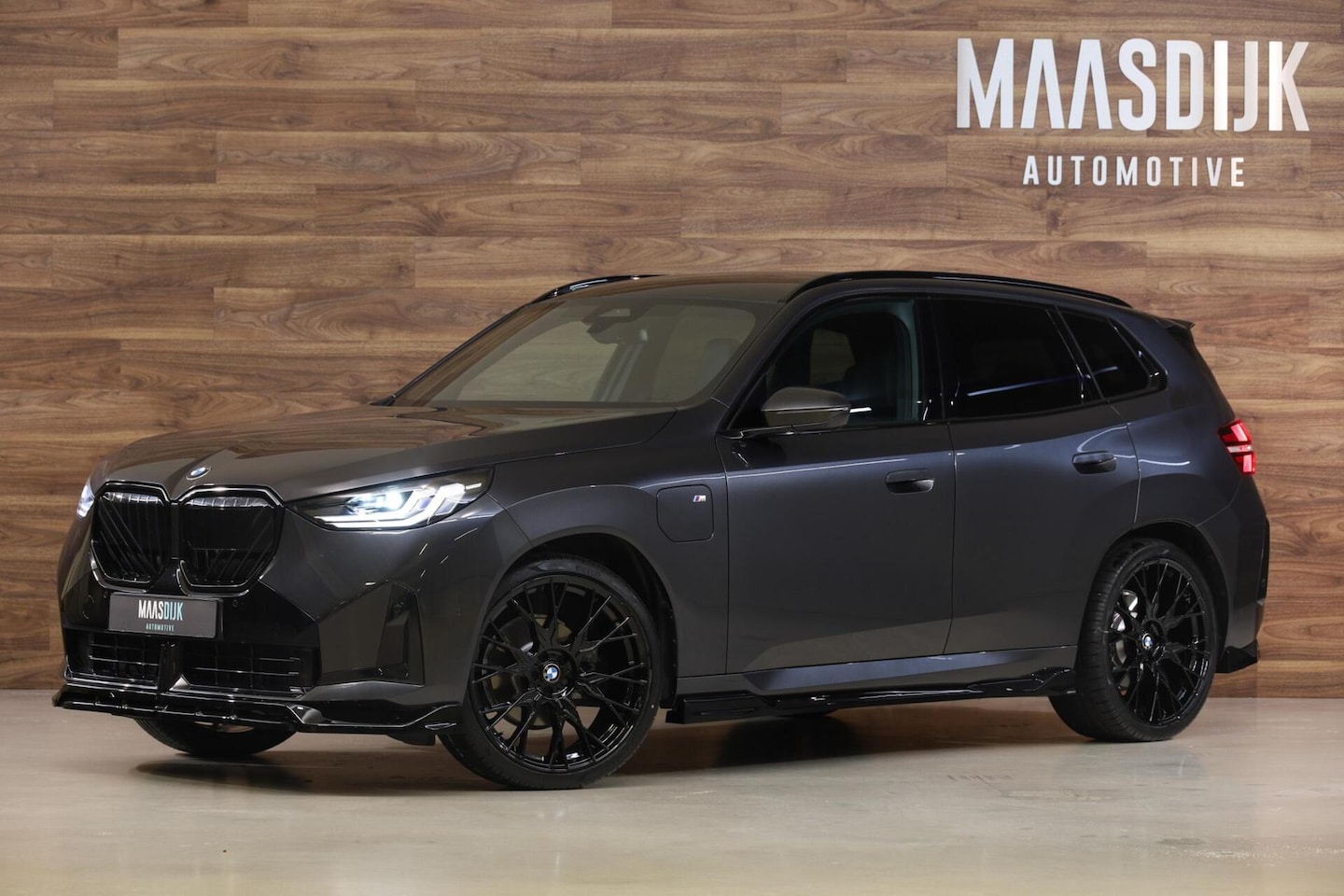 BMW X3 - 30e xDrive M-Sport|Pano|Leder|Maxton|22''|Trekhaak| - AutoWereld.nl