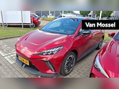 MG MG4 - Long Range Luxury 64 kWh | Navi | CarPlay | 360 Camera | Afn. Trekhaak | Zwart Dak | Stoel