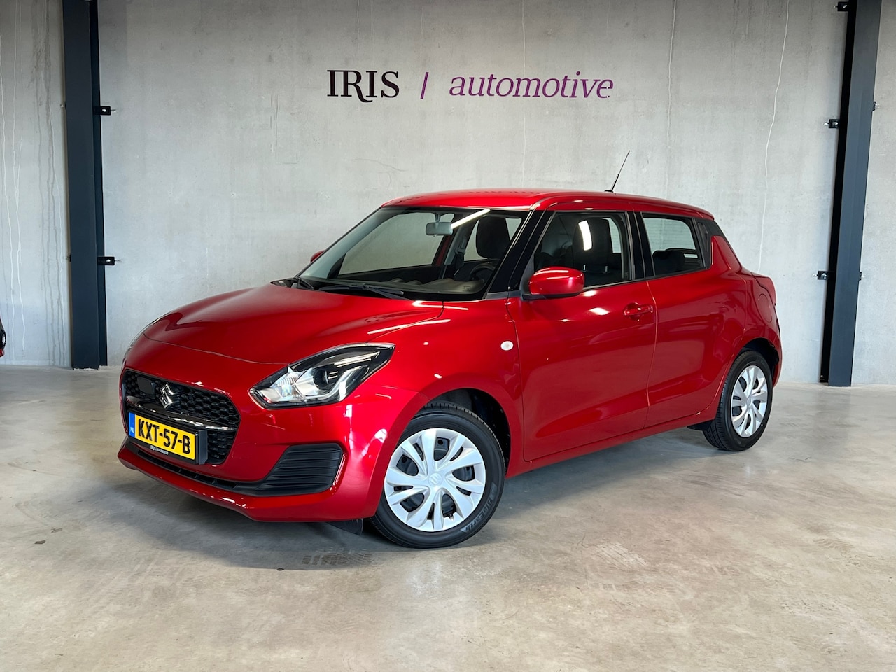 Suzuki Swift - 1.2 Smart Hybrid - Adaptive Cruise Control - Airco - Bluetooth - Verwarmbare Spiegels - AutoWereld.nl