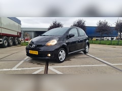 Toyota Aygo - 1.0-12V Sport AUTOMAAT Airco Topstaat inruil &garantie 3-12mnd