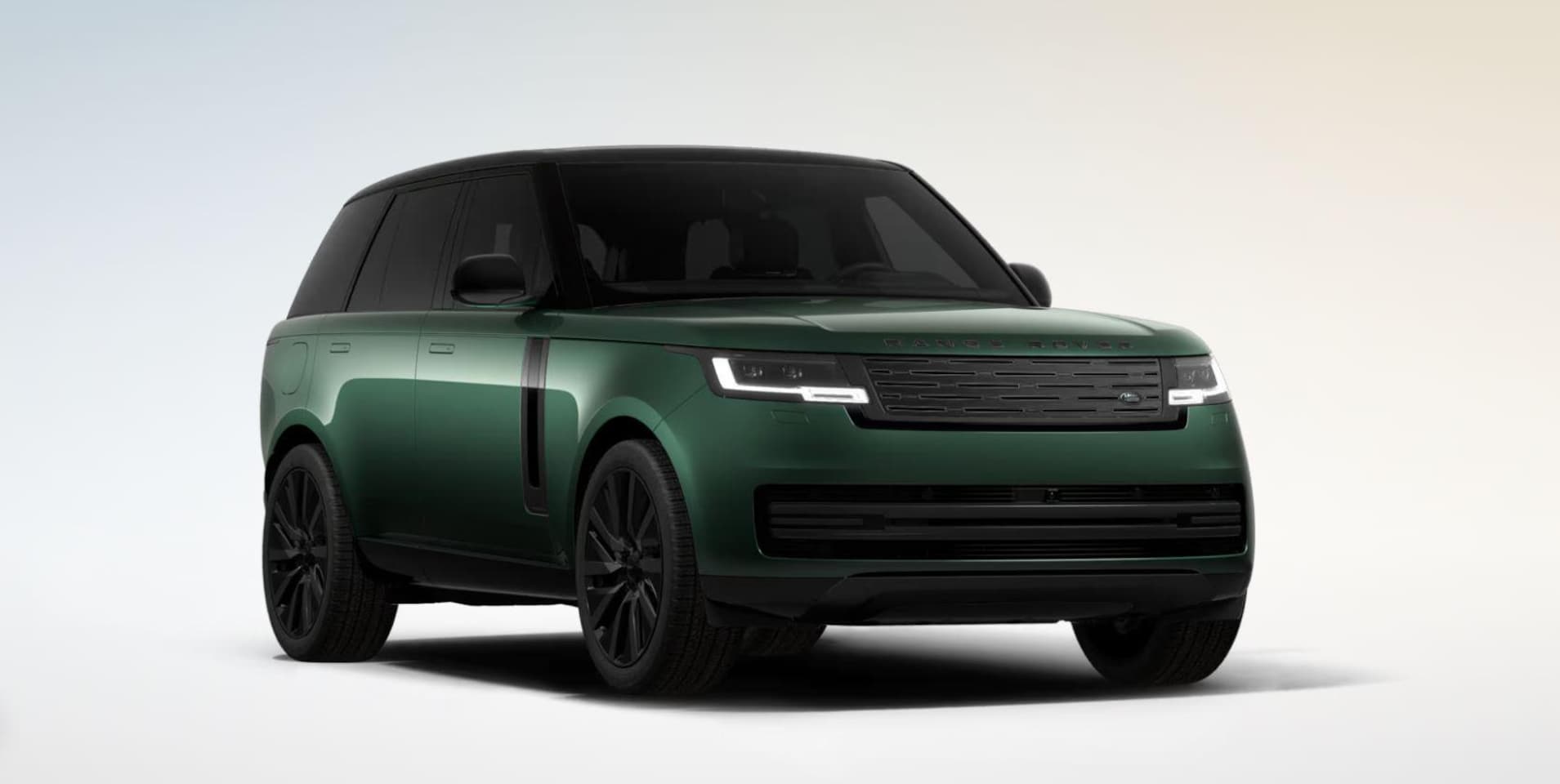 Land Rover Range Rover - SUV Electric EV550 Autobiography 118.5 kWh l British Racing Green l Shadow Pack l 03-2027 - AutoWereld.nl