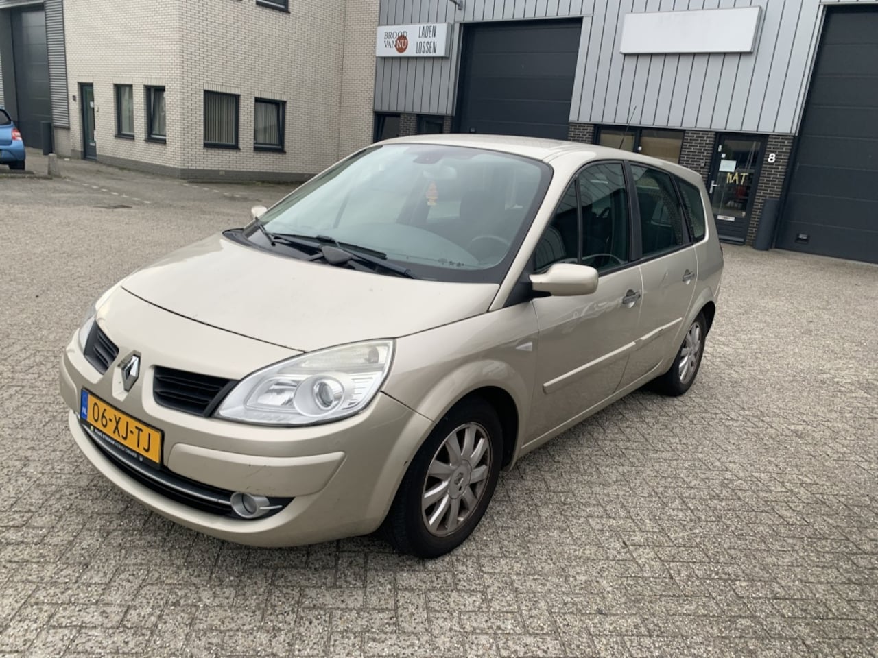Renault Grand Scénic - 2.0-16V Tech Line AUTOMAAT - AutoWereld.nl